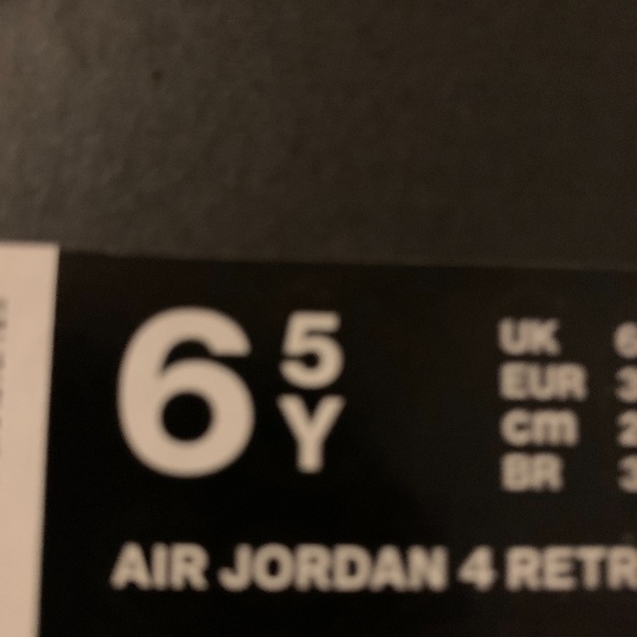 Jordan Bred 4 Size 6.5 - Picture 4 of 6